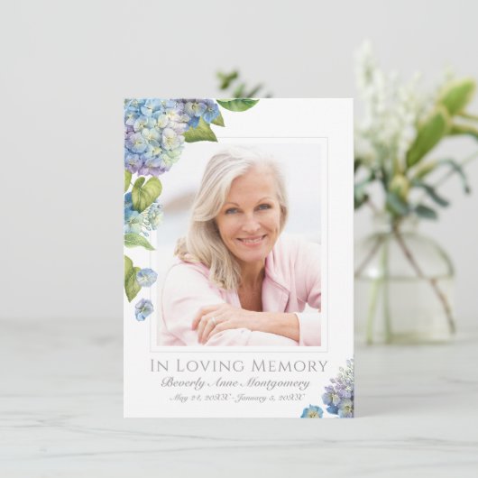 悔やみや弔慰ブルーアジサイフローラ写真葬儀 サンキューカード (スタンド正面)