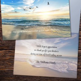 悔やみや弔慰感謝飛んでいる鳥海シーンカード カード