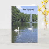悔やみや弔慰、白い白鳥、噴水の挨拶付き カード (黄色い花)