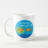 悩まされた金魚 コーヒーマグカップ (左)