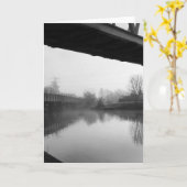 悩まされていた水上の橋 カード (黄色い花)