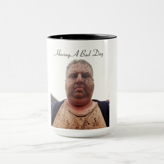 悪い日を過ごす マグカップ (中央)