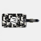 悪い猫が物を叩き、白い猫が黒 ラゲッジタグ (裏面横)