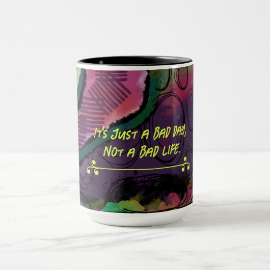 悪くない日の抽象芸術設計のマグカップ マグカップ (中央)