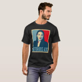悪名高いAOCアレキサンドリアOcasio Cortez Tシャツ (正面フル)
