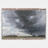 悪天候のトルネードかより手のlifing干し草に押しかけて下さい スローブランケット (正面)