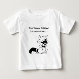 悪賢いアライグマは決してかわいい物を疑いません ベビーTシャツ
