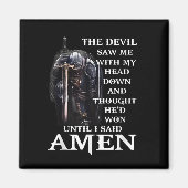 悪魔は私が言うまで頭を下げて私を見た マグネット (正面)