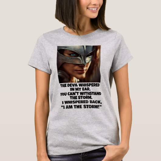 悪魔は私の耳でささやいた – Tシャツ (正面)