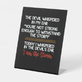 悪魔は私の耳命にささやいた感動的 台座サイン (正面)