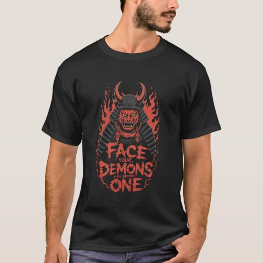 悪魔猫サムライ 悪魔と向き合う 戦士の強さ Tシャツ (正面)