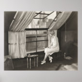 悲しい女性は窓から見つめ1940年代、女性、ヴィンテージ、 ポスター (正面)