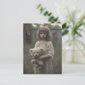 悲しい幽霊の子どもが放棄されたヴィンテージサーカスで ポストカード (スタンド正面)