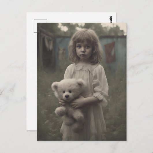 悲しい幽霊の子どもが放棄されたヴィンテージサーカスで ポストカード (正面/裏面)