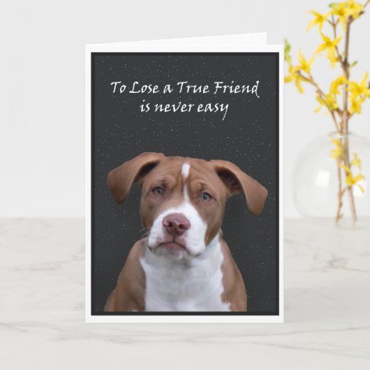 悲しい犬はペットを亡くしたことに対して哀悼の意を表する カード (黄色い花)
