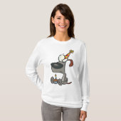 悲しい誕生日の犬のキャラクターとカップケーキ Tシャツ (正面フル)