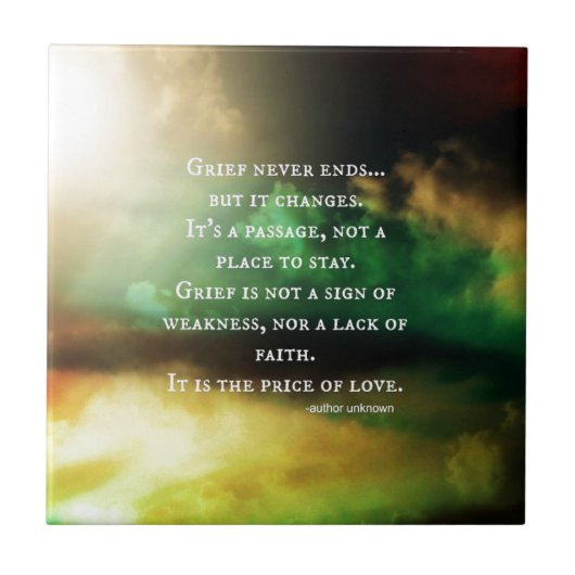 悲しみは決して終わりません タイル (正面)