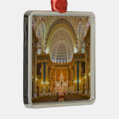 悲哀のバシリカ会堂の国民の神社の私達の女性 メタルオーナメント (右)