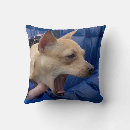 悲鳴チワワ クッション (裏面)