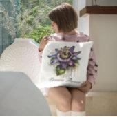 情熱的な紫色のパッションフラワー クッション