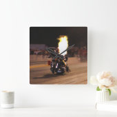 "惑星の最も速い上の燃料のドラッグのバイク" スクエア壁時計 (ホーム)