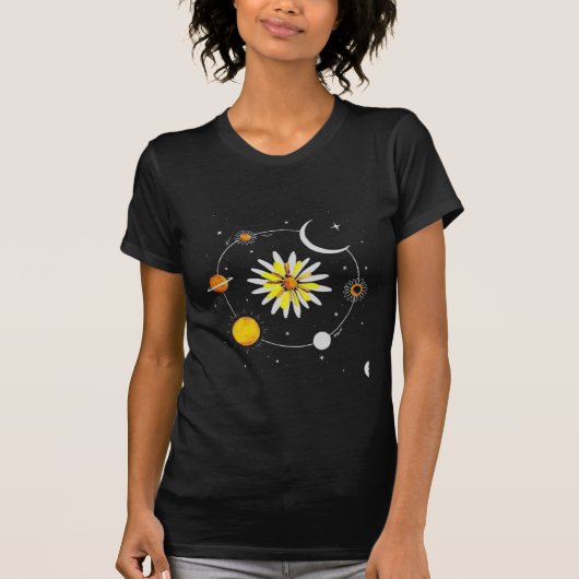 惑星や星々の中のひまわり Tシャツ (正面)