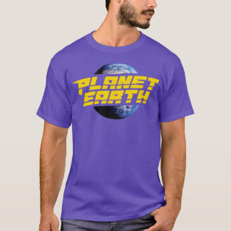 惑星アース宇宙宇宙バッジ Tシャツ