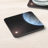 惑星K2-18b、ホスト星と付随する惑星。 コースター (左側)