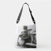 想像が現実を駆り立てる クロスボディバッグ (正面)