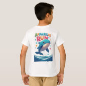 愉快なキャラクターのクジラのランニング Tシャツ (裏面フル)