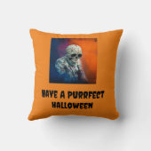 意図的なハロウィーン装飾用クッションを持つ クッション (裏面)