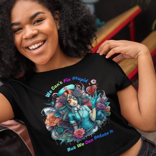 愚かさを修正できない:Etherealナース Tシャツ