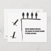 愚かな人民集団の力を過小評価してはいけない ポストカード (正面/裏面)