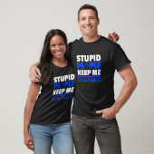 愚かな保人が矯正官を雇った Tシャツ (ユニセックス)
