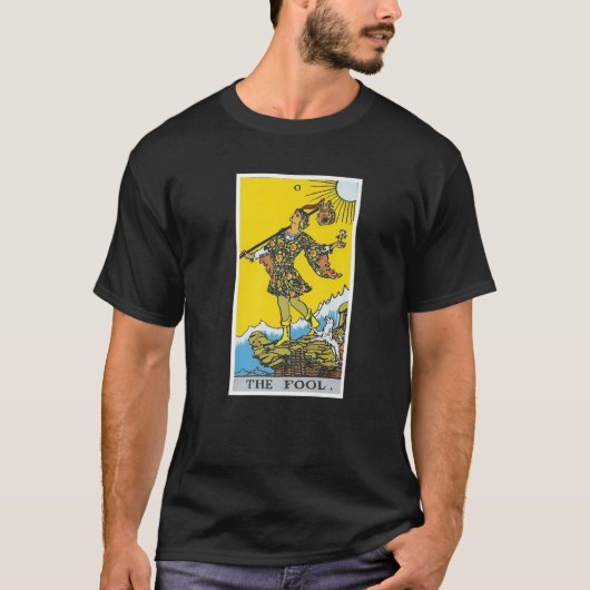 愚かタロットカードオカルト信仰の占いマギ Tシャツ (正面)