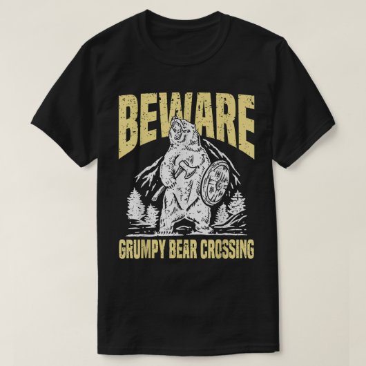 愚痴っぽいクマの老人おもしろいを横切る用心 Tシャツ (デザイン正面)