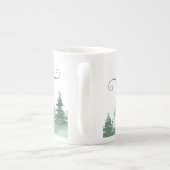 愛おばあちゃん水彩緑の冬の森 ボーンチャイナマグカップ (裏面)