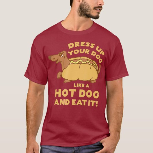 愛おもしろい犬をホットドッグの贈り物のように着飾る Tシャツ (正面)