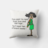 愛および結婚のユーモア クッション (裏面)