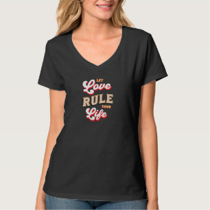 愛があなたの人生を支配する Good 感じ Love引用文 Tシャツ