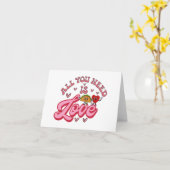 愛がすべてTシャツ カード (黄色い花)