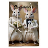 愛が下に跳ね降りる：ビルビー結婚のお祝い ミディアムペーパーバッグ (裏面)