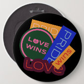 愛が勝つ。プライド。プライド勝利。LGBT+プライドボタン 缶バッジ (正面&裏面)