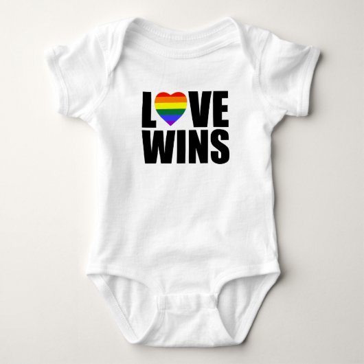 愛が勝つ！#LOVEWINS 祝結婚平等！ Tシャツ (正面)