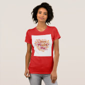愛が私を遊び心にさせる アファメーションアート Tシャツ (正面フル)
