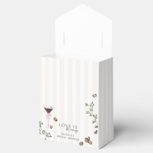 愛が育まれている|エスプレッソマティーニ ブライダルシャワー フェイバーボックス (オープン)