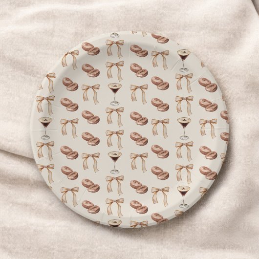 愛が育まれるエスプレッソマティーニ ブライダルシャワー ペーパープレート