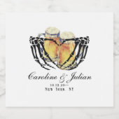 愛が醸造中 スケルトンの手のビール ウェディングシャワー ビールラベル (シングルラベル)