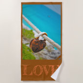 愛が閉じ込められた！ ビーチタオル (正面)