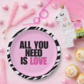 「愛さえあれば十分だ」 ペーパープレート (パーティー)